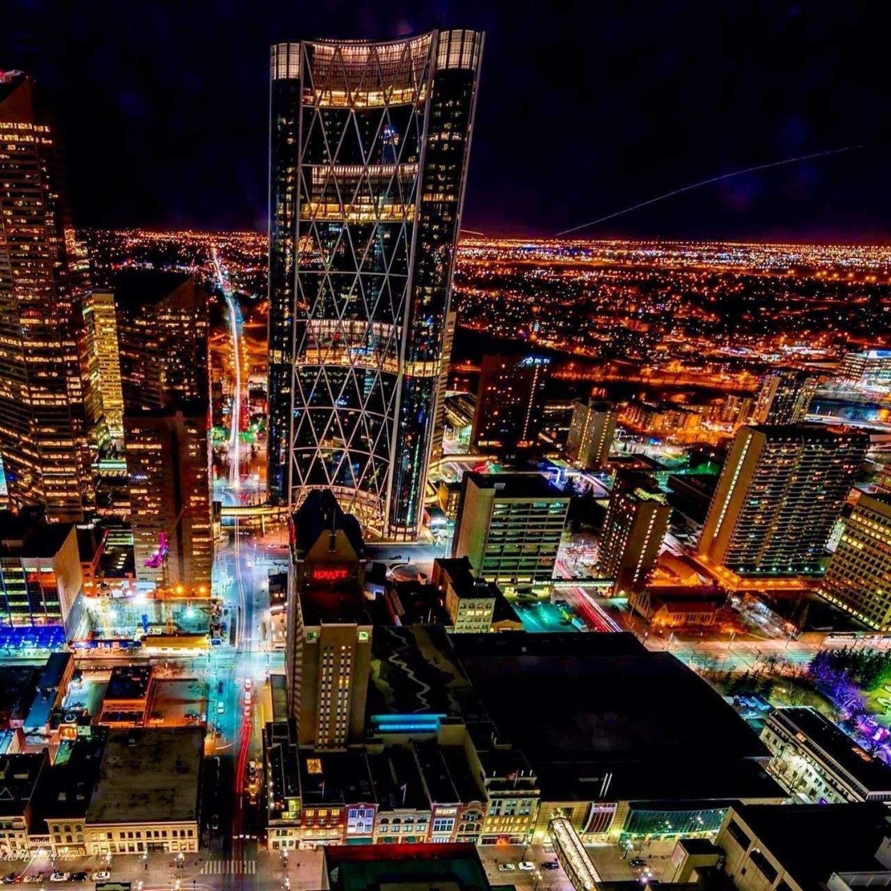 A Spacious Downtown 1-Bed Suite YYC Dış mekan fotoğraf